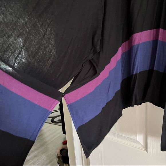 Sejour woman’s poncho  - Picture 5 of 6